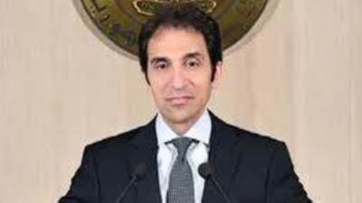 مواطن يسأل: "مصر مع أمريكا ولا الصين وروسيا؟".. ومتحدث الرئاسة يجيب