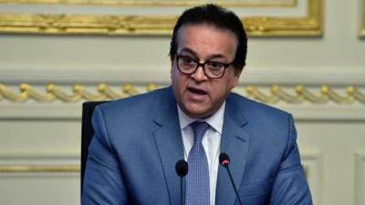 وزير الصحة: أعضاء الصحة بالشيوخ والنواب وقعوا على إقرار التبرع بالأعضاء