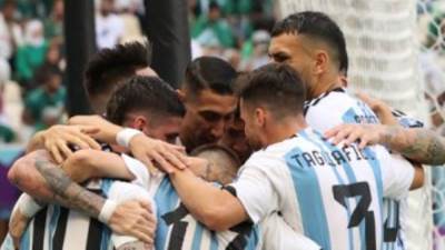 دى ماريا يضيف ثانى أهداف الأرجنتين أمام فرنسا فى الدقيقة 36