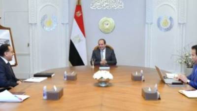 الرئيس السيسي يوجه بمواصلة جهود تطوير شركات قطاع الأعمال العام بكافة مكوناته