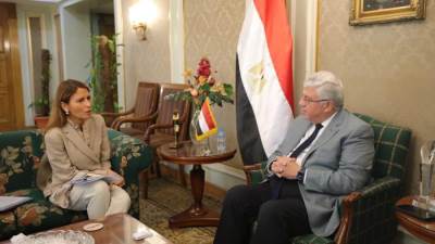 وزير التعليم العالى يستقبل مديرة مكتب اليونسكو الإقليمي للعلوم لبحث التعاون في دعم شباب
