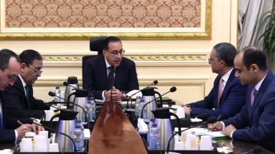 مدبولي: 3 ملفات مهمة على رأس الأولويات: حل المشكلات وسرعة إصدار التراخيص والترويج