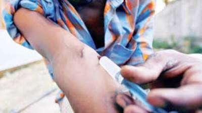 الإعدام لـ4 أشخاص بتهمة قتل شاب منعهم من بيع المخدرات أمام منزله بالمرج