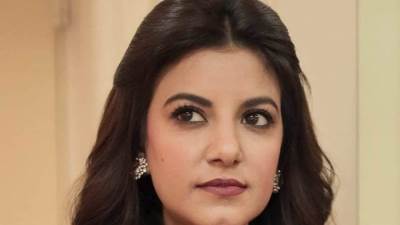 ياسمين علي بعد احتراق غرفة نومها: احمدوا ربنا على كل لحظة أمان