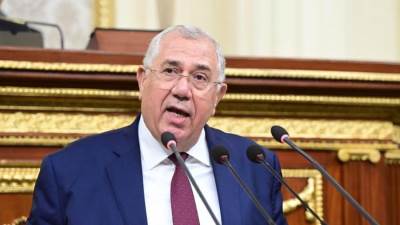 وزير الزراعة يوجه الدعوة لاعضاء مجلس النواب لزيارة المشروعات القومية الزراعية العملاقة