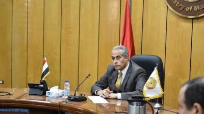 وزير القوى العاملة يوجه بسرعة انتهاء خطوات تحويل جميع خدمات الوزارة إلى" اليكتروني"