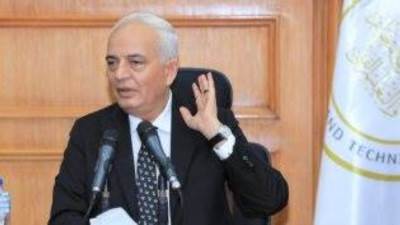 تصريح عاجل لوزير التعليم بشأن امتحانات الصفين الأول والثاني الثانوي 