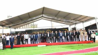 وزير الإسكان يهنئ رئيسة وشعب تنزانيا بالاحتفال بملء سد جوليوس نيريرى