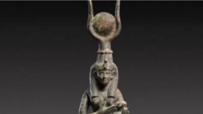 شاهد أغلى وأرخص الآثار المصرية بعد بيعها بالمزادات العالمية خلال 2022