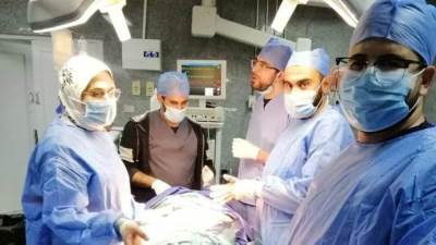 فريق جراحي بمستشفى بنها الجامعى ينقذ حياة شاب تعرض لطعنة اخترقت قلبه