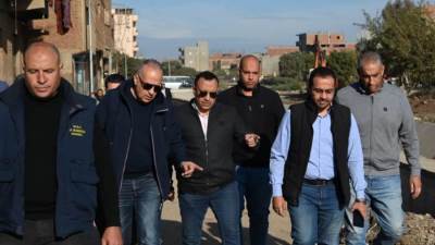 سويلم يتفقد أعمال تأهيل ترعة "جنابية الأنجب" بقرية شما إحدى قرى الافتتاحات الرئاسية