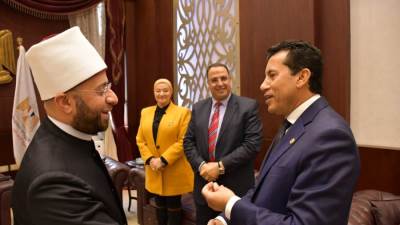 وزير الشباب والرياضة يشهد فعاليات المؤتمر السنوي لمنتدى الأدب والفكر