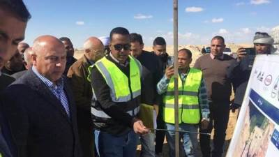 وزير النقل يتفقد مواقع العمل بالخط الثاني للقطار الكهربائي السريع
