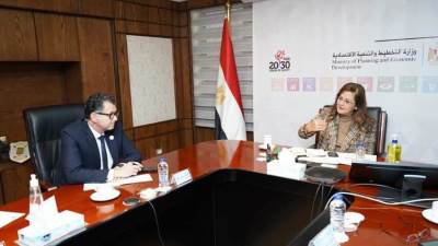 وزيرة التخطيط تبحث الخطوات المستقبلية لمبادرات الوزارة في COP27