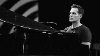 هشام خرما يستقبل العام الجديد بحفلين بمسرح سيد درويش والجمهورية