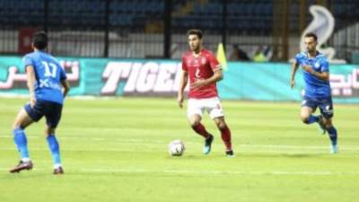 شوط سلبى بين الأهلى وسموحة بالدورى الممتاز