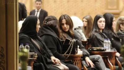 انتهاء عزاء والد جومانا مراد بحضور هانى رمزى