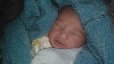 العثور على طفلة حديثة الولادة بجوار شريط السكة الحديد في طنطا