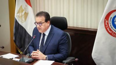 وزير الصحة يعقد اجتماعًا مع «وادي النيل» لمتابعة خطة توريدات سيارات الإسعاف الجديدة