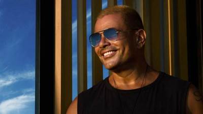 مفاجأة عمرو دياب في وداع 2022.. "سينجل" 