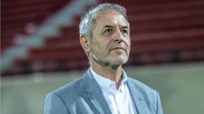 كولر يعلن تشكيلة الأهلي لمواجهة سيراميكا الليلة بالدوري