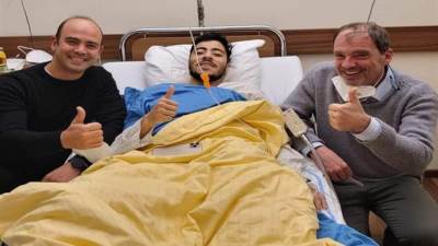 أكرم توفيق يتوجه إلى النمسا لإجراء جراحة الرباط الصليبي