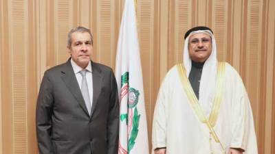 العسومي يلتقي رئيس جامعة الامير محمد بن فهد ويؤكد على أهمية البحث للأمن القومي العربي