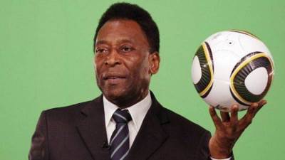 وفاة أسطورة كره القدم البرازيلية" بيليه" عن 82 عاما 