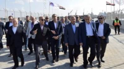 رئيس الوزراء يتفقد محطة "تحيا مصر" متعددة الأغراض بميناء الإسكندرية