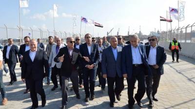 رئيس الوزراء يتفقد محطة "تحيا مصر" متعددة الأغراض بميناء الإسكندرية