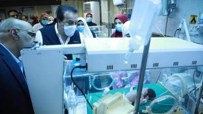 وزير الصحة يتفقد مستشفى الهلال للتأمين الصحي ويشيد بجودة الخدمات الطبية المقدمة للمرضى