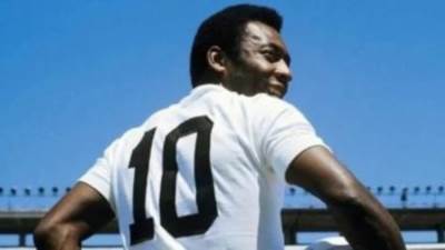 جنازة بيليه .. 5 أرقام قياسية مسجلة باسم الجوهرة السوداء "إنفو"