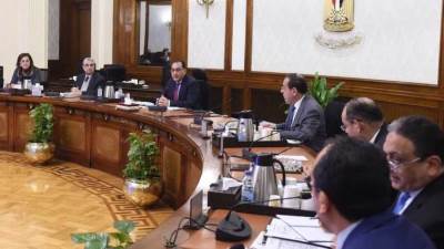 رئيس الوزراء يتابع جهود جذب الاستثمارات الأجنبية في القطاعات المختلفة 