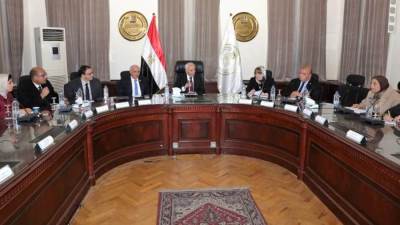 وزير التعليم يناقش آليات تنفيذ توصيات الرئيس حول رفقاء "قادرون باختلاف" 