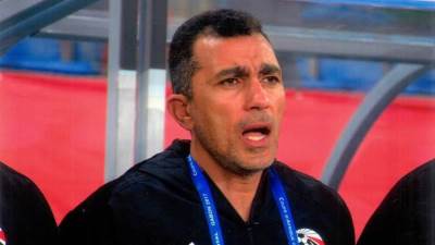 أسامة نبيه يعتذر عن منصبه في نادي الزمالك