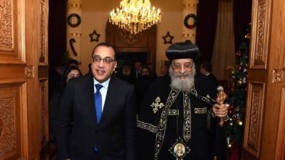 رئيس الوزراء يزور المقر البابوي لتهنئة البابا "تواضروس الثانى" بعيد الميلاد المجيد