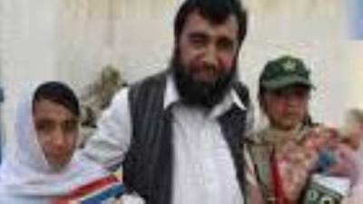 رجل يحتفل بميلاد طفله رقم 60.. ويؤكد: «عايز أخلف تاني»