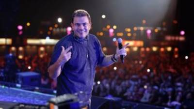 عمرو دياب يطرح أول أغانيه فى عام 2023 بعنوان "مضحوك علينا"