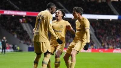 أتلتيكو مدريد ضد برشلونة.. البارسا ينهي الشوط الأول بهدف ديمبيلي