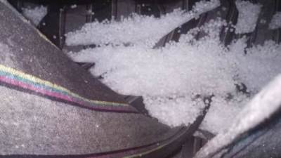 أمطار ثلجية مصاحبة للبرق والرعد فى مدينة العاشر من رمضان