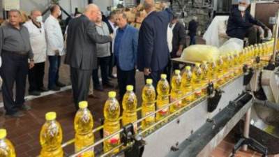 التموين تضخ كميات كبيرة من زيت الطعام بالمجمعات الاستهلاكية ومعارض أهلا رمضان