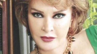 صفية العمري تقاضي منتحلي شخصيتها على “فيس بوك”