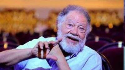 حقيقة خضوع الفنان يحي الفخراني لعملية جراحية في العين