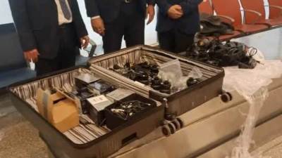 جمارك مطار القاهرة تضبط محاولة تهريب عدد من أجهزة التصوير السنيمائى ومستلزماتها