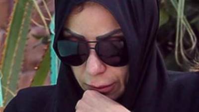 ريم البارودى تتقبل العزاء فى والدها اليوم بمسجد الصديق بمساكن شيراتون