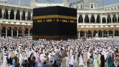 وكيل الحج: لا يشترط التحصين ولا العمر في حج هذا العام