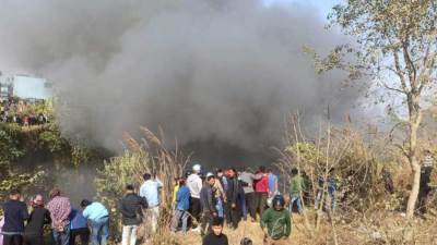 تحطم طائرة ركاب في نيبال على متنها 72 شخصا