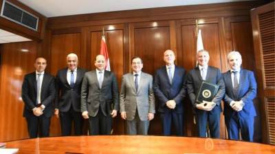 توقيع مذكرة للتكامل التكنولوجى لخفض غازات الشعلة بين "إيجاس" وإينى الإيطالية