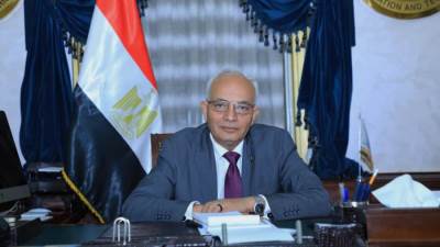 20 جنيه الحكومية و150 للغات.. وزير التعليم يعلن أسعار مجموعات الدعم