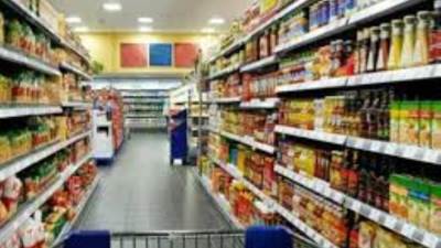 الحكومة تنفي اختفاء بعض السلع الغذائية الأساسية من الأسواق 